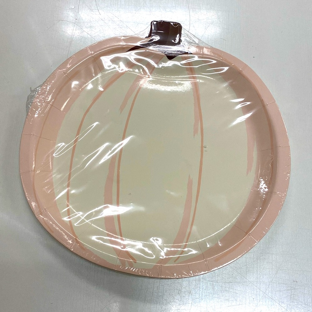 My mind’s Eyes paper plates
